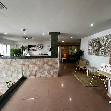 Hostal Residencia Cardona 아리시페 외부 사진