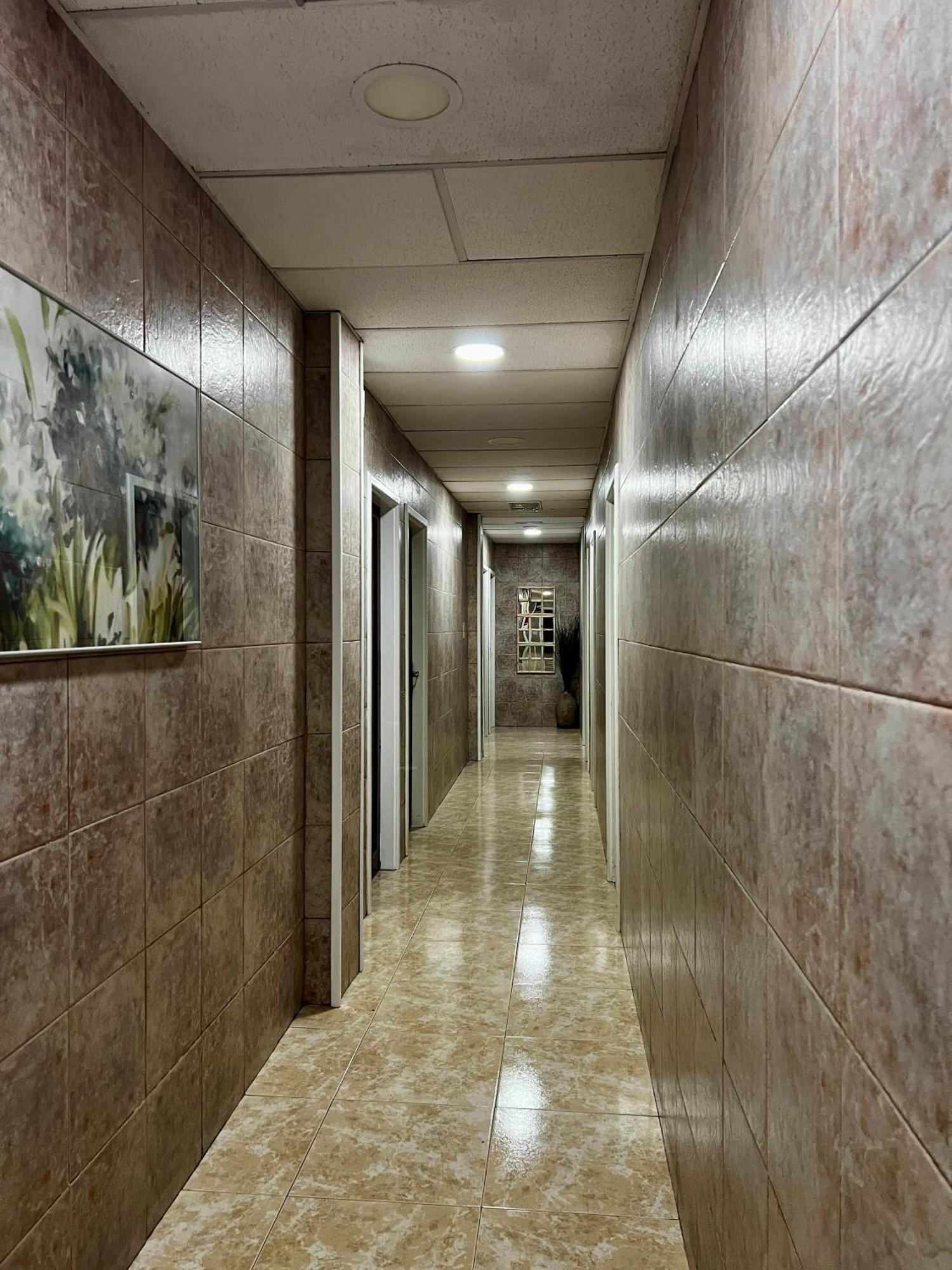 Hostal Residencia Cardona 아리시페 외부 사진