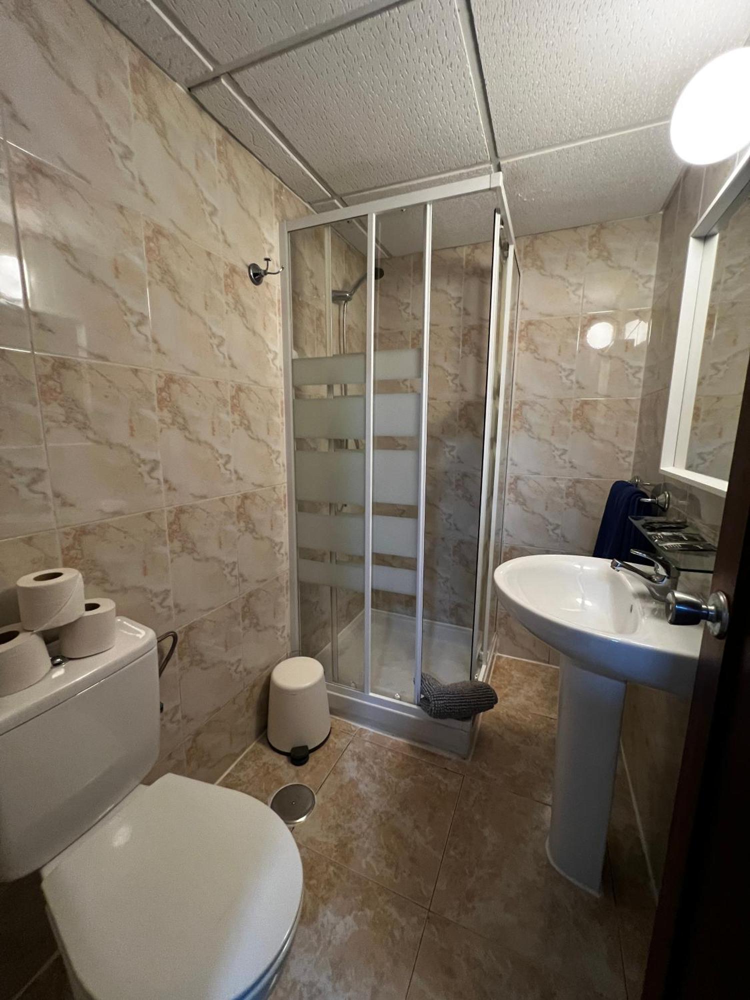 Hostal Residencia Cardona 아리시페 외부 사진
