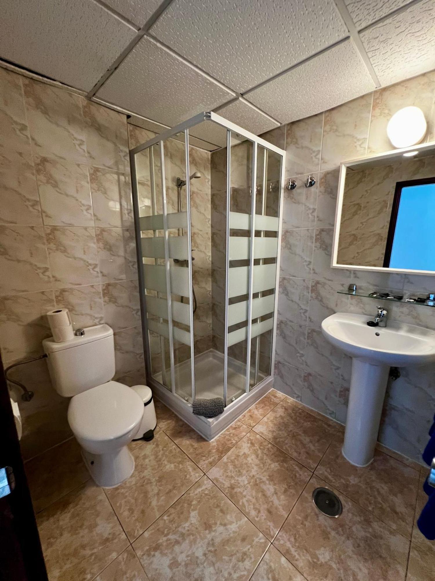 Hostal Residencia Cardona 아리시페 외부 사진